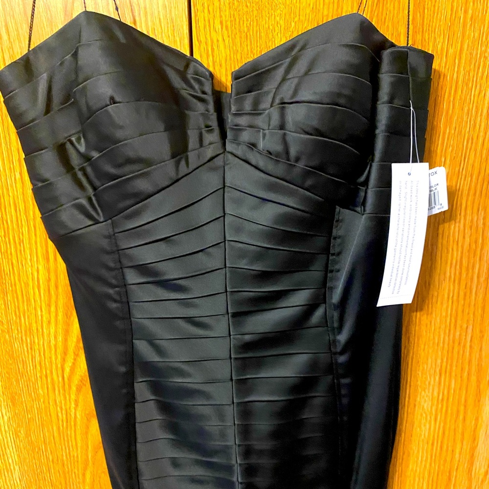 NWT Aiden Mattox Strapless dress, size 8